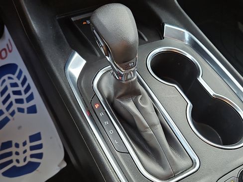 Certified 2022 Chevrolet Traverse LT w/ Midnight/Sport Edition image 14