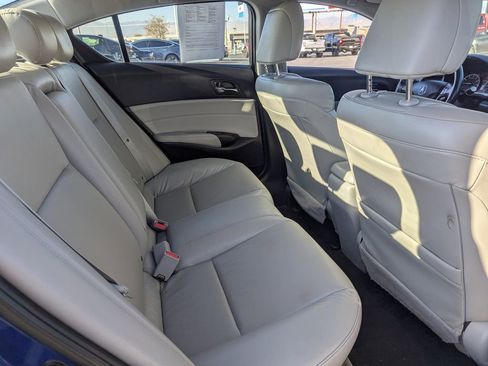 Used 2017 Acura ILX image 32