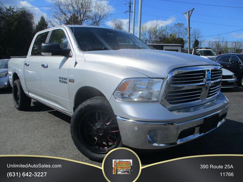 Used 2018 RAM 1500 Big Horn AWD/4WD image 1