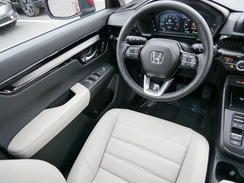 Used 2026 Honda CR-V EX-L image 9