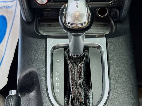 Used 2018 Ford Mustang Coupe RWD image 20