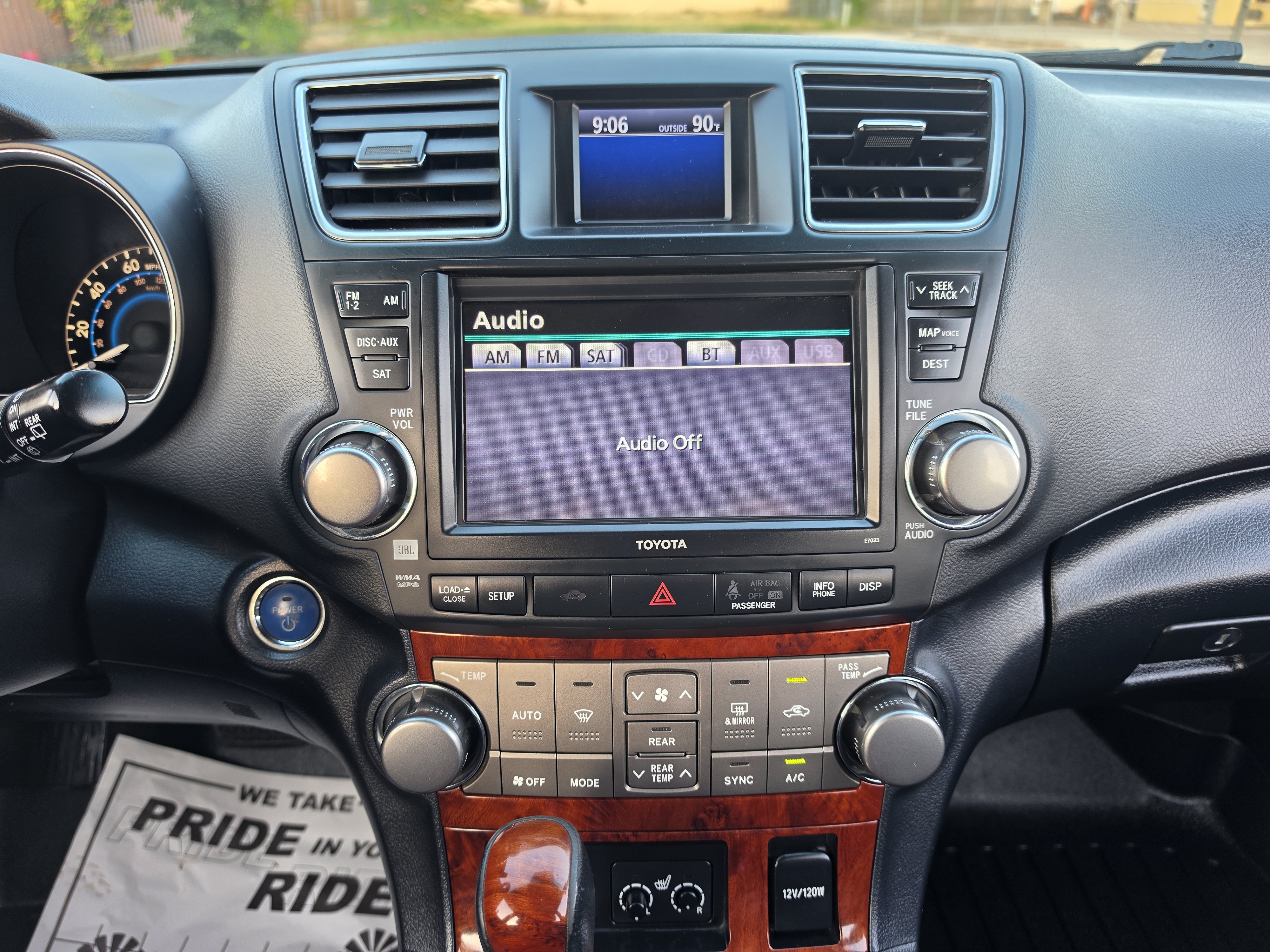 Used 2012 Toyota Highlander Limited AWD/4WD image 37