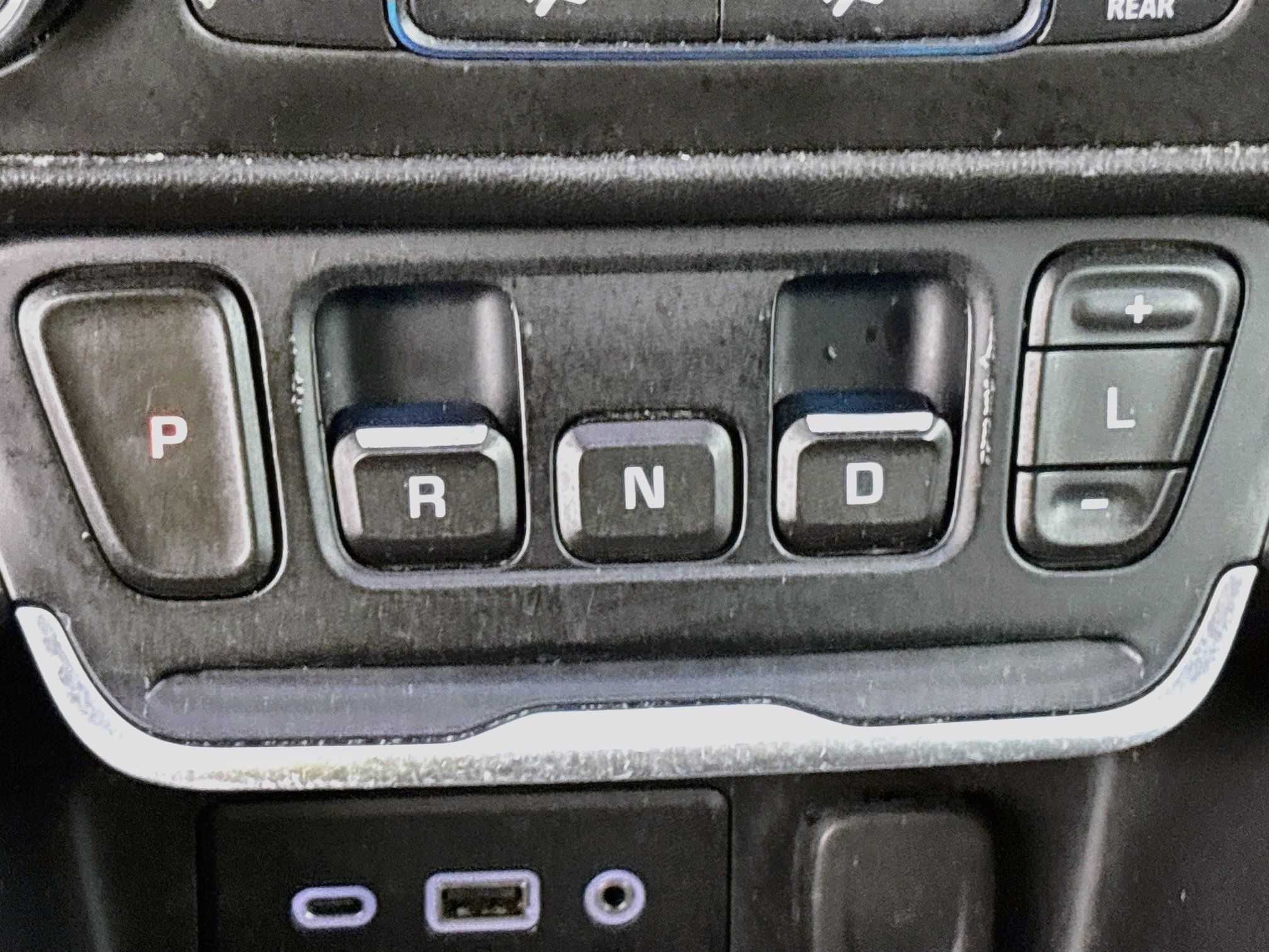 Used 2018 GMC Terrain SLE FWD image 18