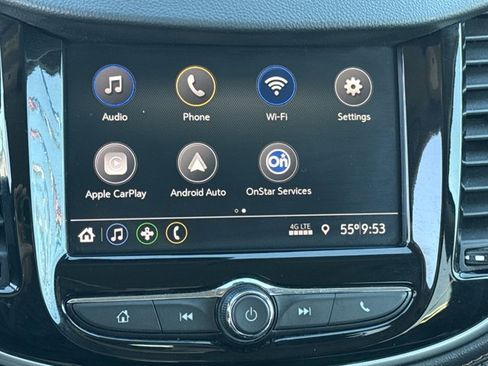 Used 2020 Chevrolet Trax LT w/ LT Convenience Package image 20