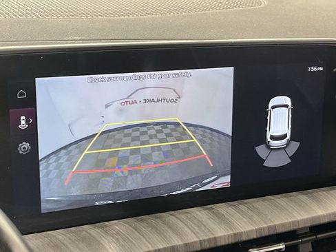 Certified 2023 Kia Telluride EX w/ EX Captain's Chair Package image 17