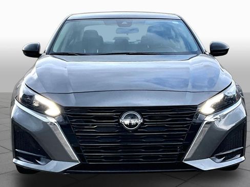 Certified 2025 Nissan Altima 2.5 SV FWD image 4