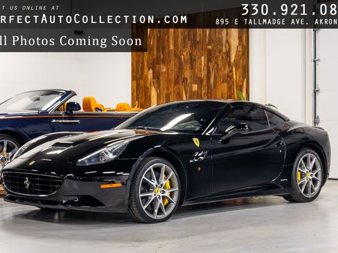 Used 2012 Ferrari California RWD image 1