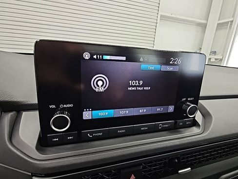 Used 2025 Honda Accord SE image 13