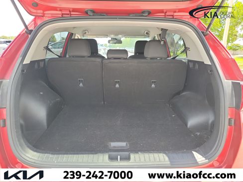 Used 2022 Kia Sportage LX FWD image 11