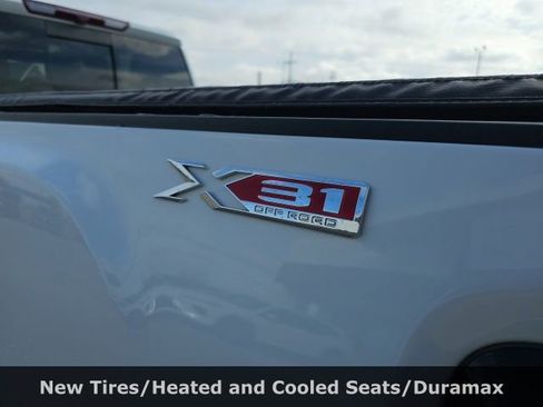 Used 2023 GMC Sierra 2500 SLT image 36