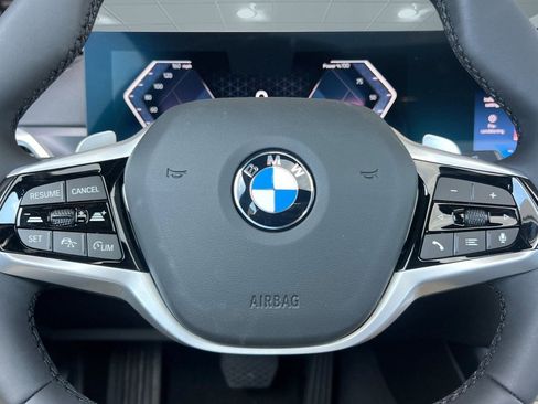 Used 2025 BMW 330i Sedan w/ Convenience Package image 16