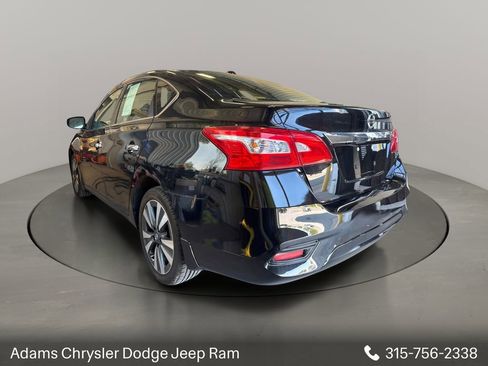 Used 2019 Nissan Sentra SV w/ Special Edition Package FWD image 5