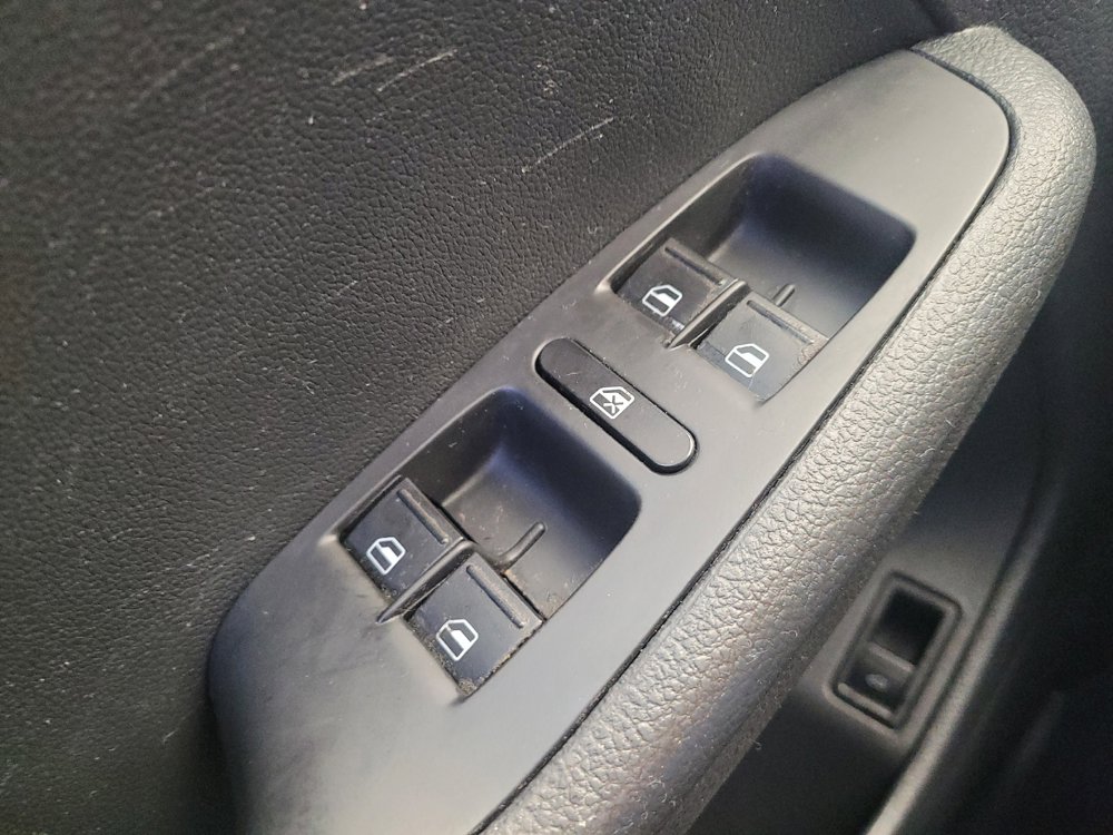 Used 2017 Volkswagen Jetta S FWD image 27