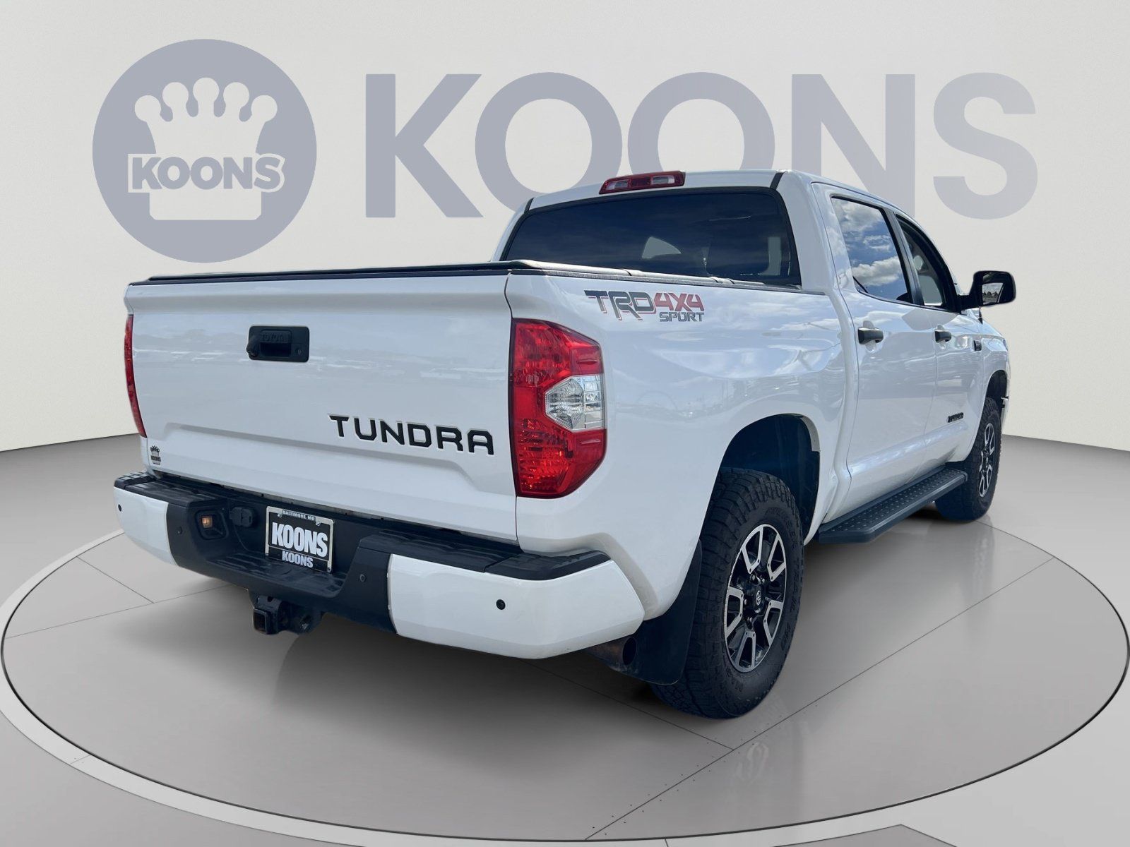 Used 2019 Toyota Tundra SR5 AWD/4WD image 7
