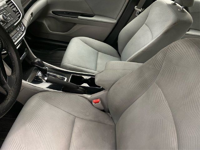 Used 2017 Honda Accord LX image 10
