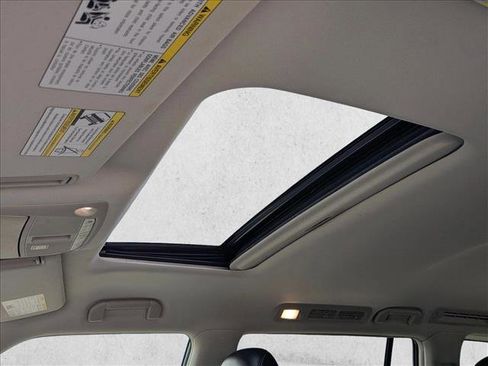 Used 2021 INFINITI QX80 Luxe image 13