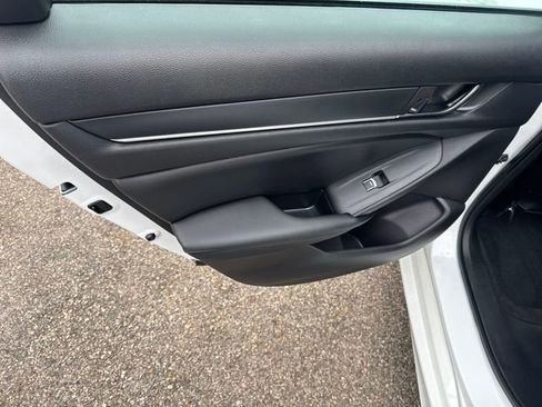 Certified 2022 Honda Accord Sport Special Edition image 14