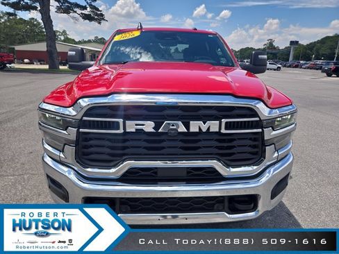 Used 2026 RAM 2500 Big Horn AWD/4WD image 3