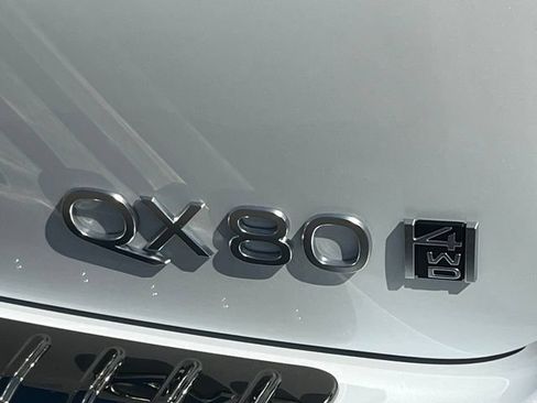 New 2027 INFINITI QX80 Luxe w/ Exterior Package AWD/4WD image 32