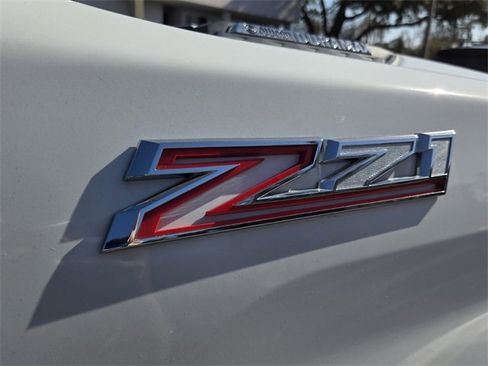 Used 2023 Chevrolet Silverado 2500 LT w/ Convenience Package image 25