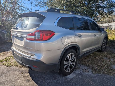 Used 2019 Subaru Ascent Premium image 4