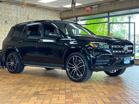 Used 2023 Mercedes-Benz GLS 580 4MATIC image 12