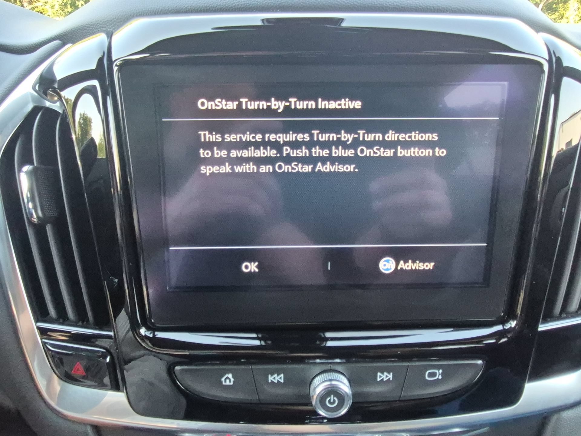 Used 2023 Chevrolet Traverse LT w/ Rear Camera Mirror Package AWD/4WD image 15