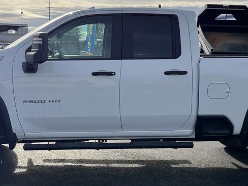 Used 2021 Chevrolet Silverado 2500 W/T w/ WT Convenience Package image 9