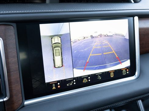 Used 2024 GMC Yukon Denali Ultimate image 4