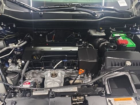 Used 2017 Honda CR-V LX image 23