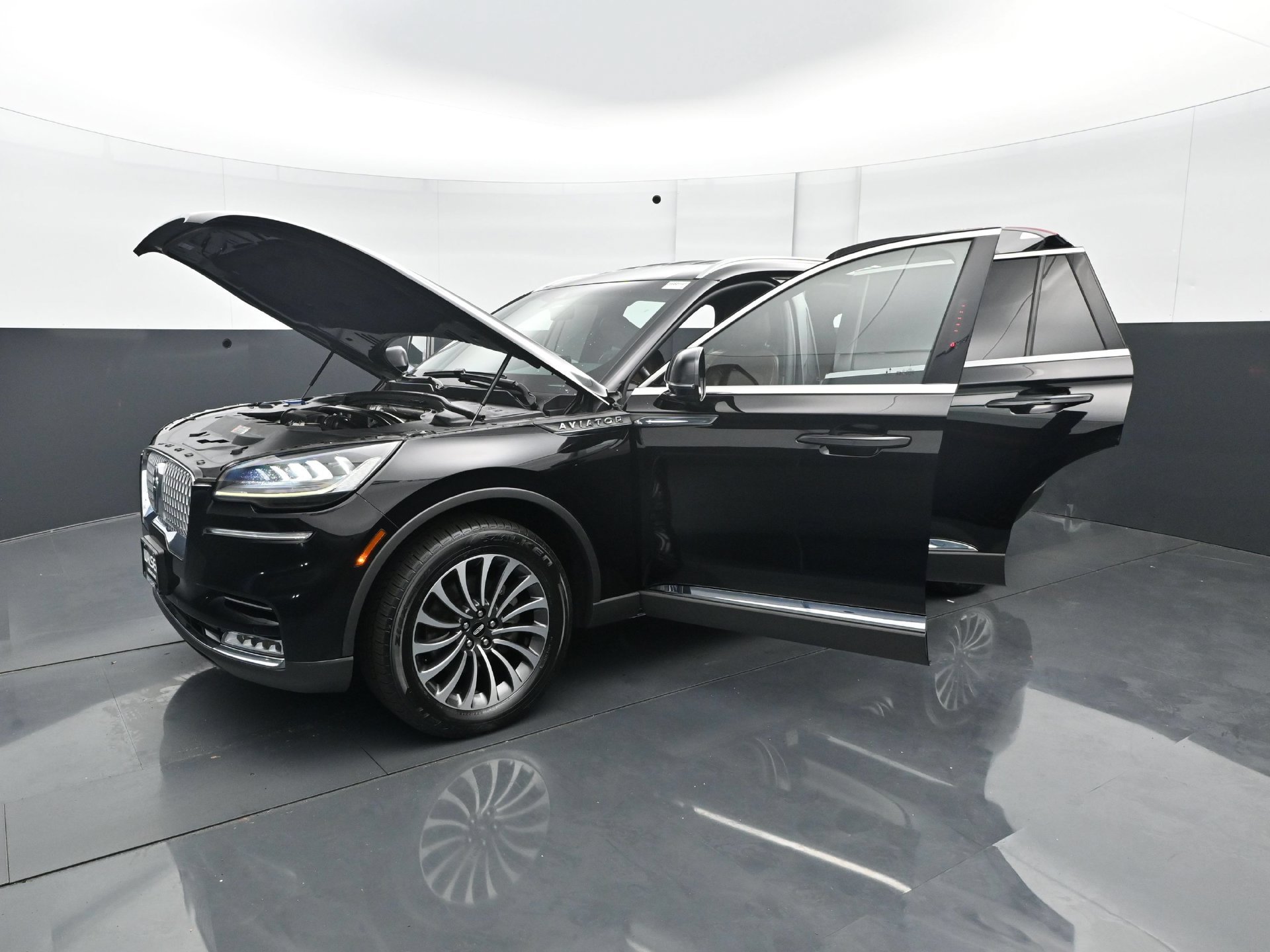Used 2020 Lincoln Aviator Reserve w/ Class IV Trailer Tow Package AWD/4WD image 31