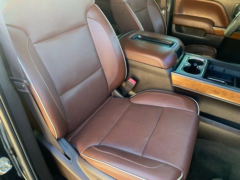 Used 2015 Chevrolet Silverado 3500 High Country w/ Duramax Plus Package image 14