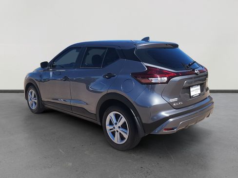 Used 2024 Nissan Kicks S FWD image 3