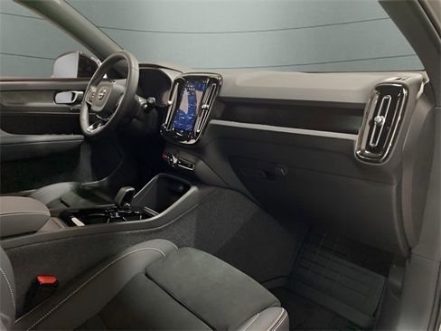 Used 2023 Volvo XC40 Recharge Ultimate w/ Protection Package Premier image 66