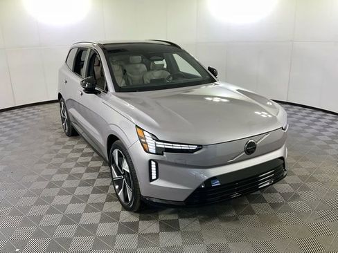 New 2026 Volvo EX90 Ultra image 39