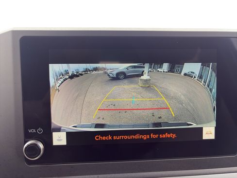 Used 2025 Toyota Tacoma TRD Off-Road image 14