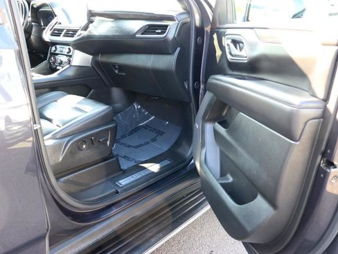 Used 2024 Chevrolet Tahoe LT AWD/4WD image 17
