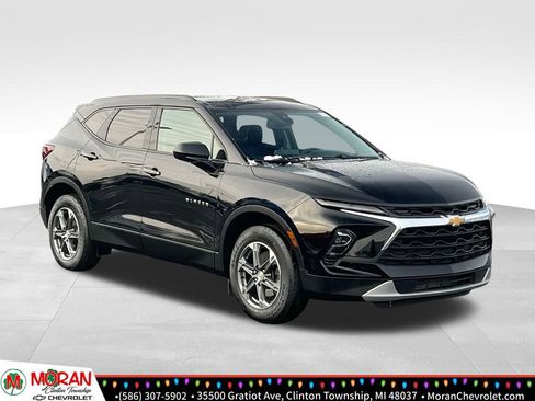 Certified 2023 Chevrolet Blazer LT w/ Convenience Package image 7