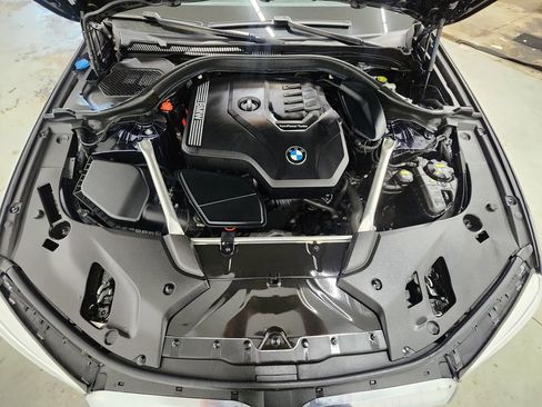 Used 2020 BMW 530i xDrive w/ Executive Package AWD/4WD image 38