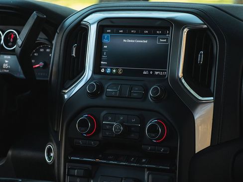 Used 2020 Chevrolet Silverado 1500 LT w/ All-Star Edition image 24