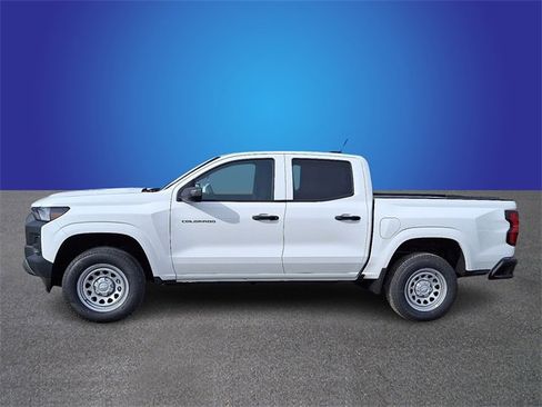 New 2026 Chevrolet Colorado W/T image 4