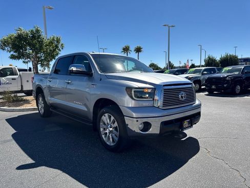 Used 2011 Toyota Tundra Limited w/ Platinum Pkg RWD image 4