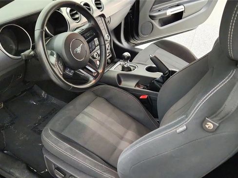 Used 2020 Ford Mustang GT image 21