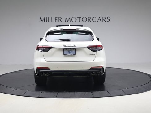 Certified 2022 Maserati Levante Modena image 5