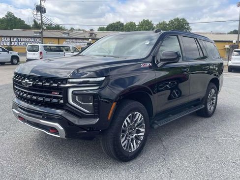 Used 2025 Chevrolet Tahoe Z71 AWD/4WD image 9