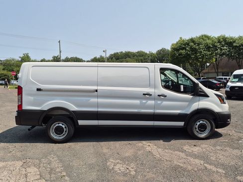 New 2026 Ford Transit 250 Low Roof w/ Load Area Protection Package RWD image 5
