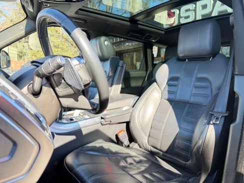 Used 2017 Land Rover Range Rover Sport HSE Dynamic image 11