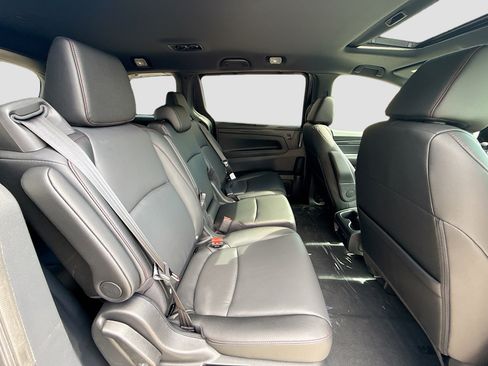New 2026 Honda Odyssey Sport-L image 24