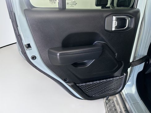 Used 2023 Jeep Wrangler Unlimited w/ Cold Weather Group image 25