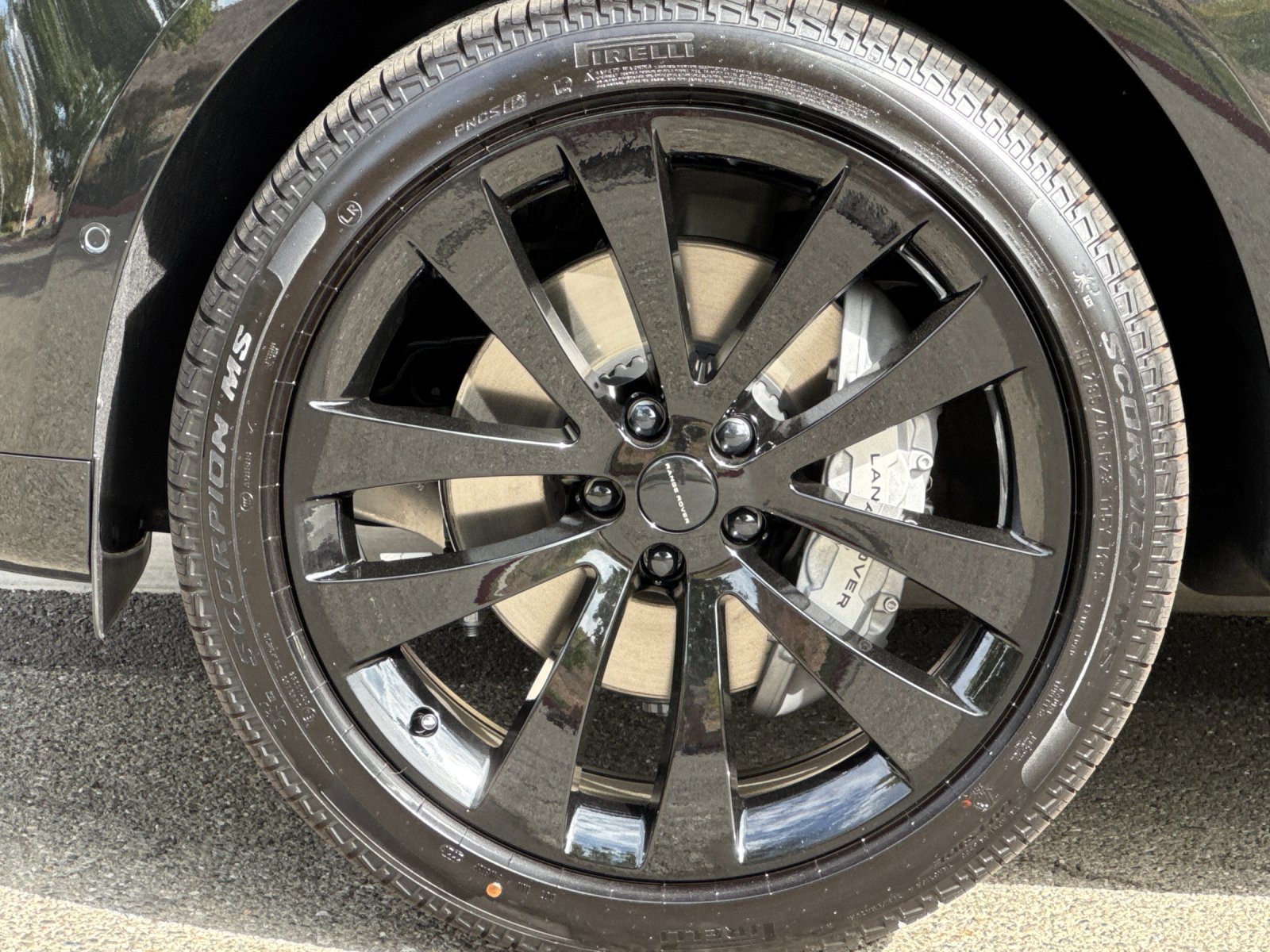 New 2026 Land Rover Range Rover Sport Dynamic SE AWD/4WD image 26